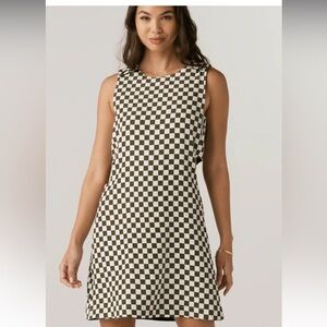 VETTA The Cutout Jumper VERSATILE WOMEN Dress SIZE MEDIUM .